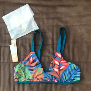 Seea chloe reversible top in tropicalia